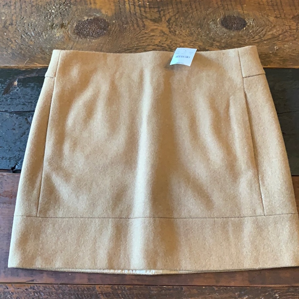 Camel lined j crew mini bnwt size 4